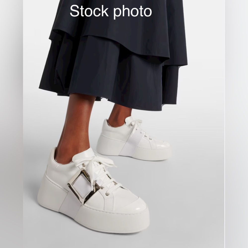 Roger Vivier Viv Skate White Leather Sneakers Made in Italy